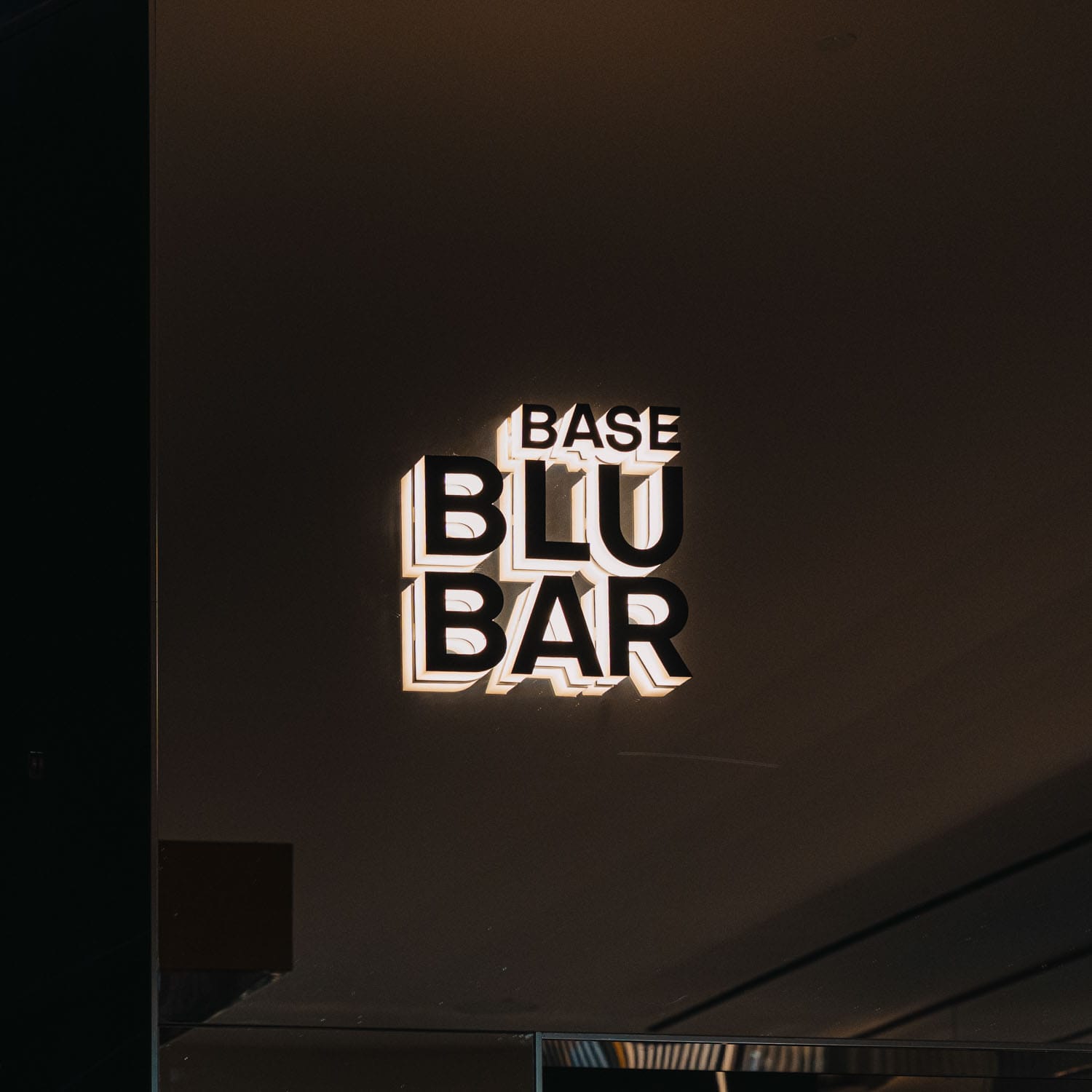 Base Blu Bar photo 8
