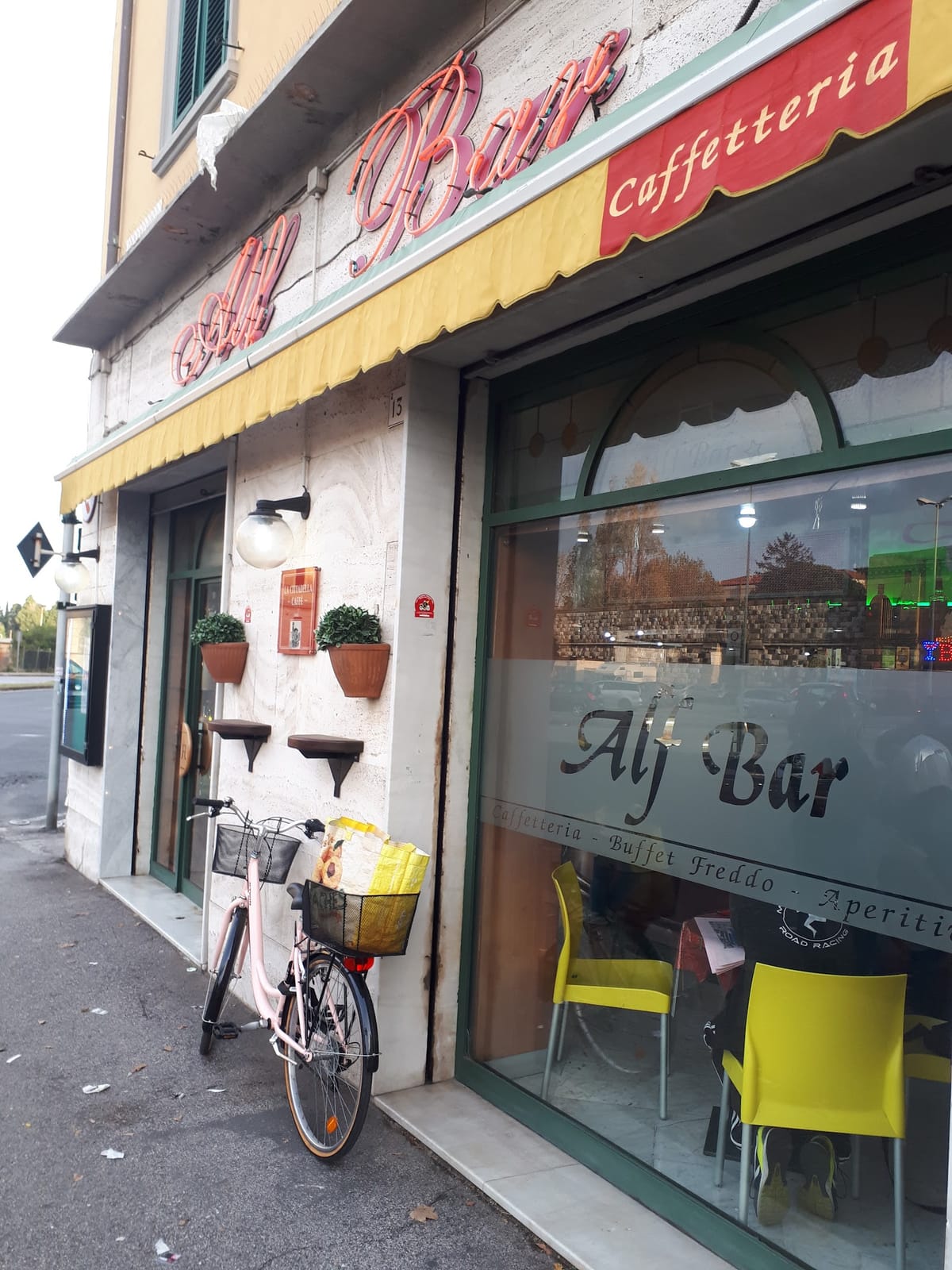 Alf Bar