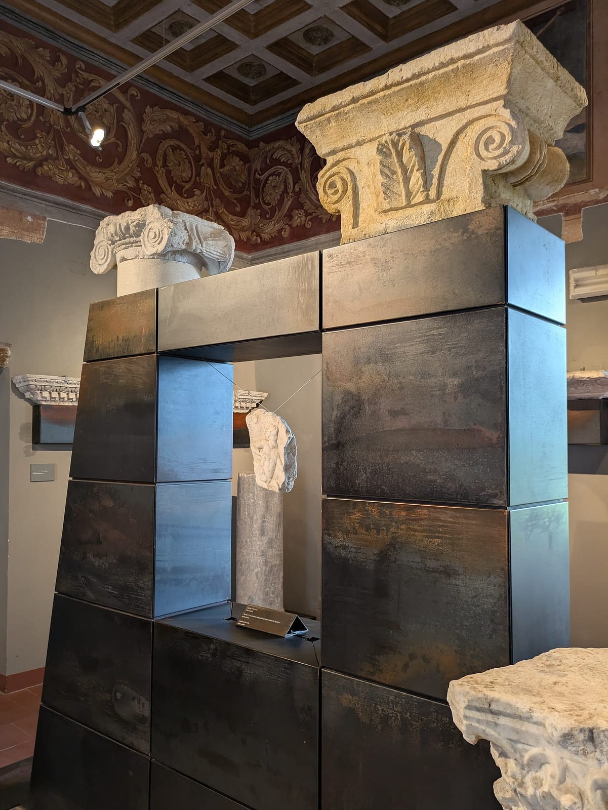 Bar Castello Fashion Colls