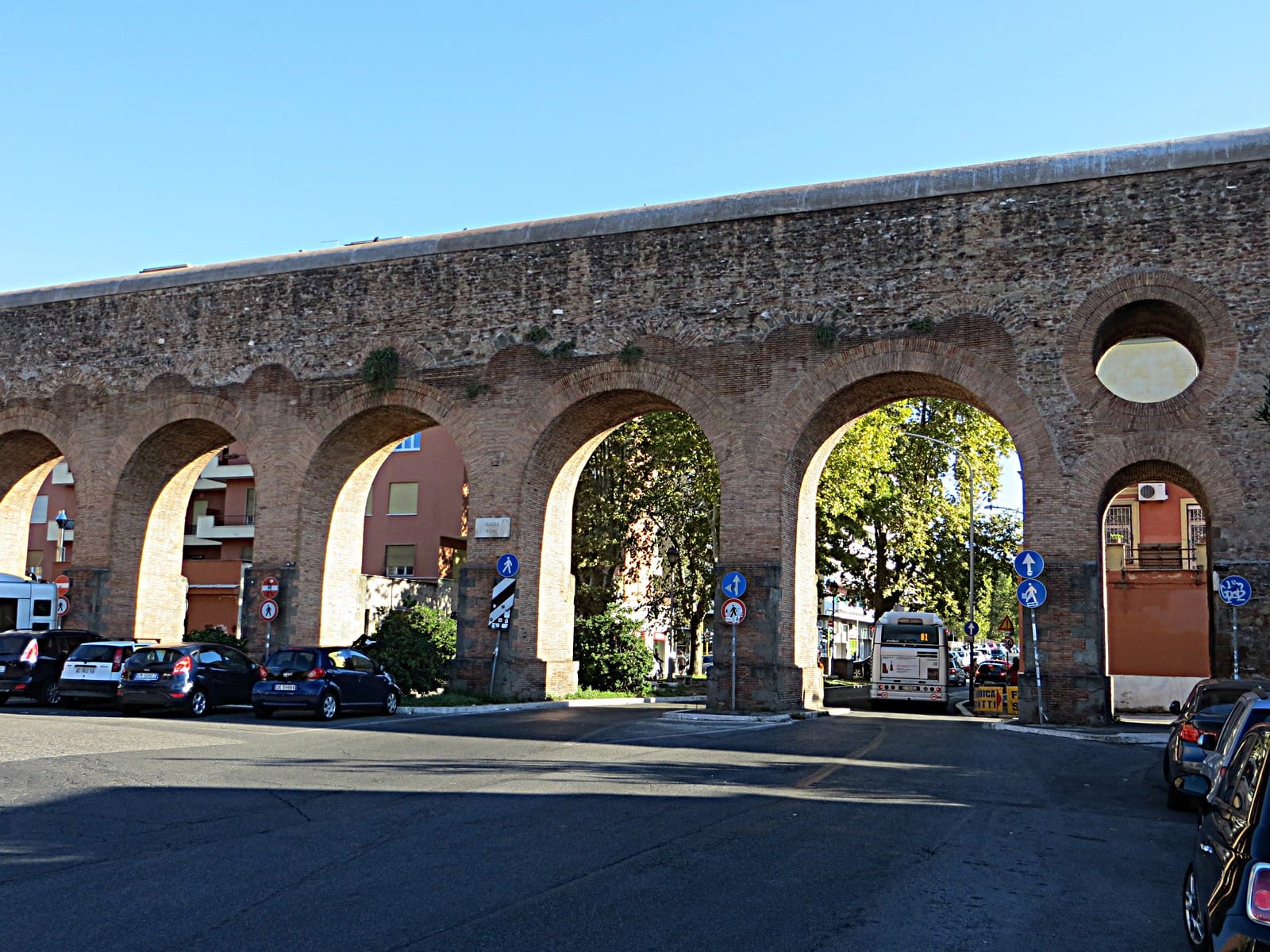 Lodi Station Sweet photo 2