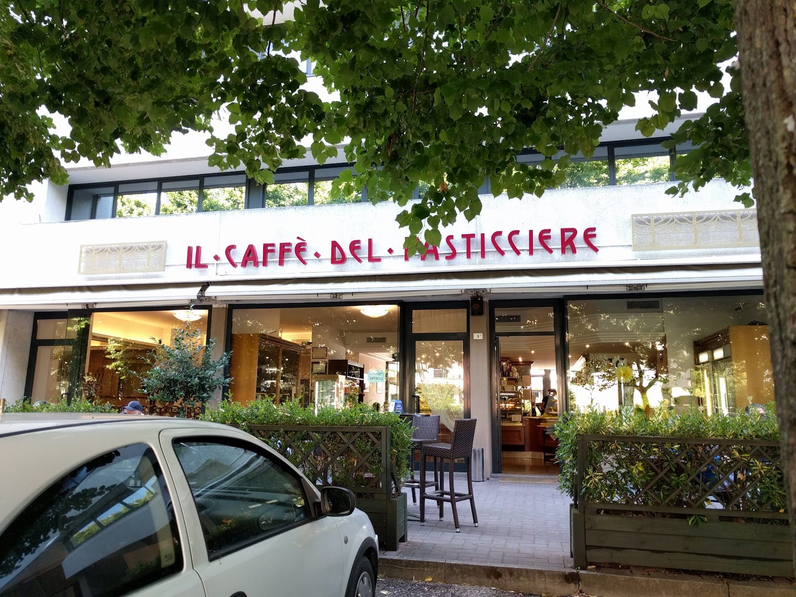 Il caffè del pasticciere