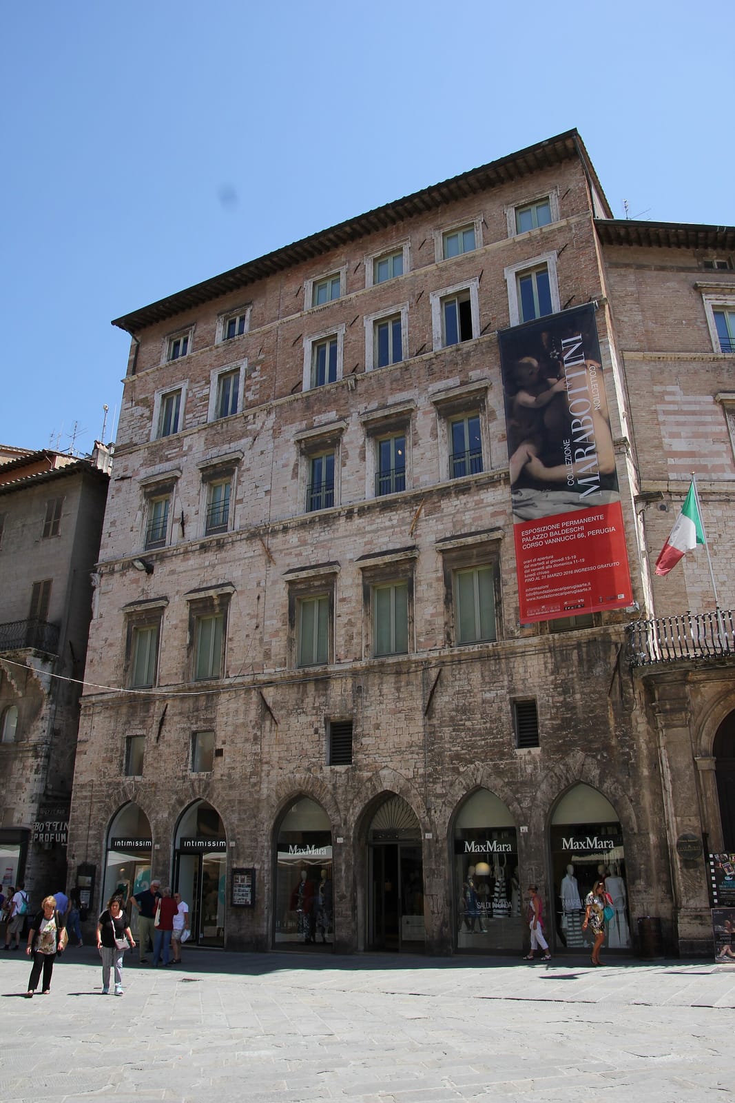 Caffe Vannucci photo 2