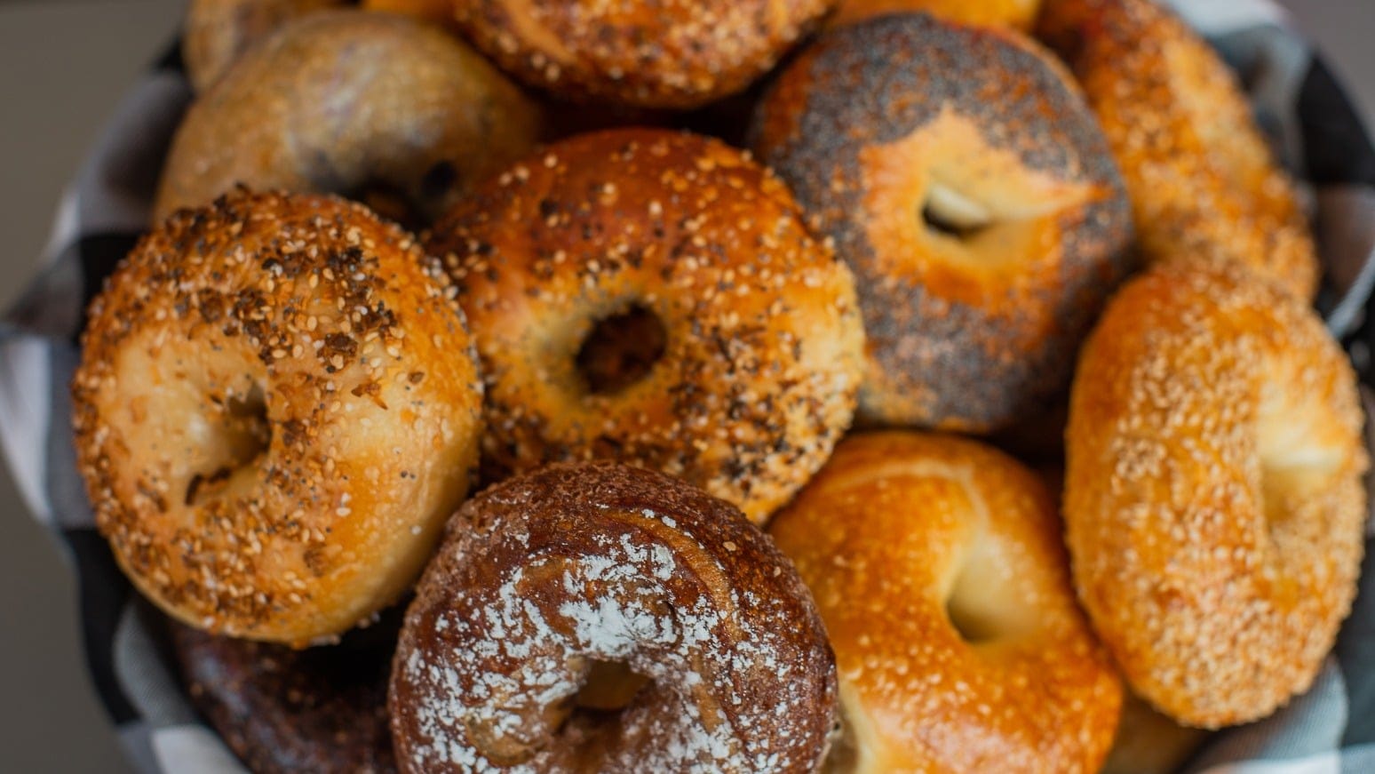 Hole Lot of Bagels photo 2