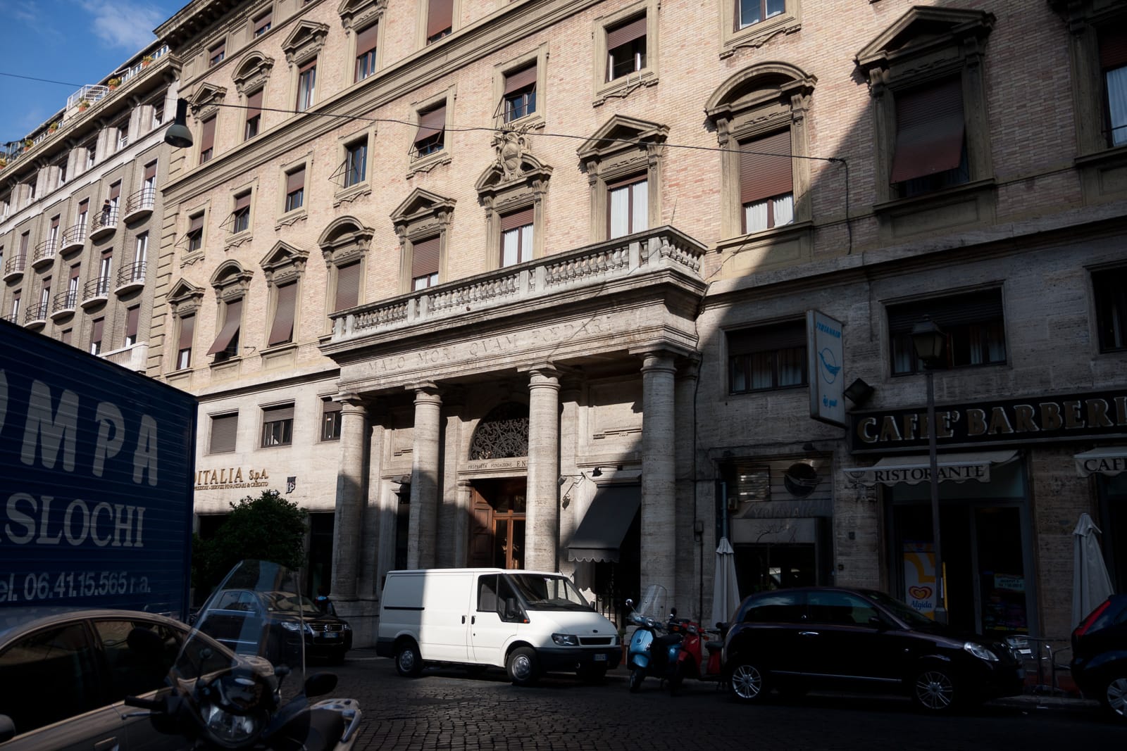 Coinbar Roma – Barberini photo 3