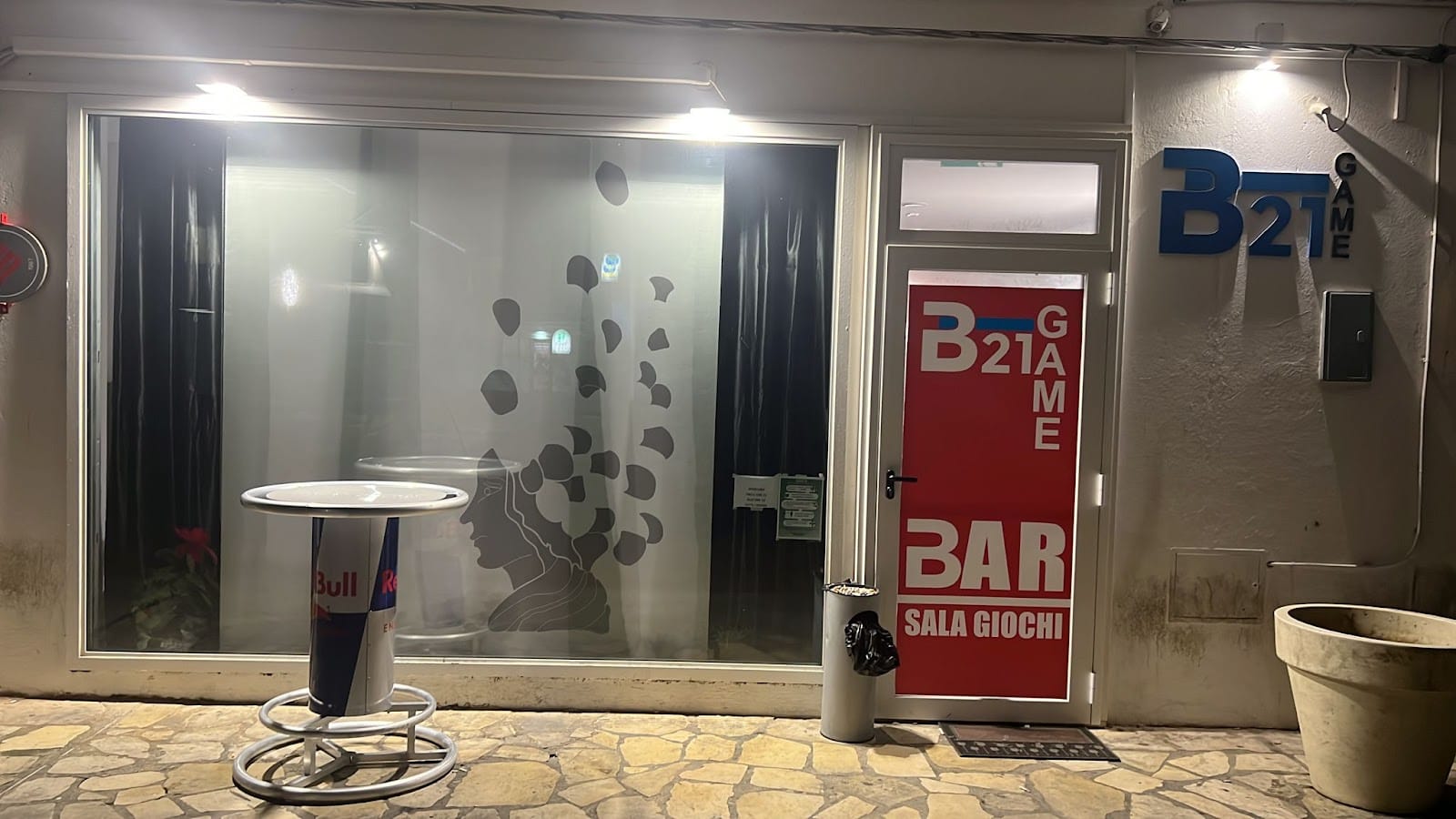 B21