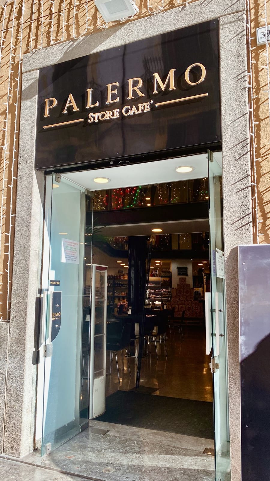 Palermo Store Café