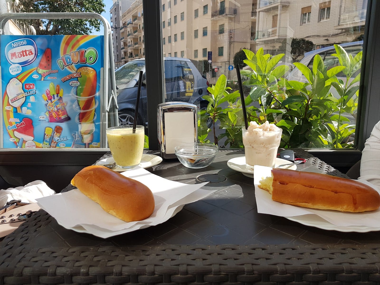 Gin-Ali Cafè