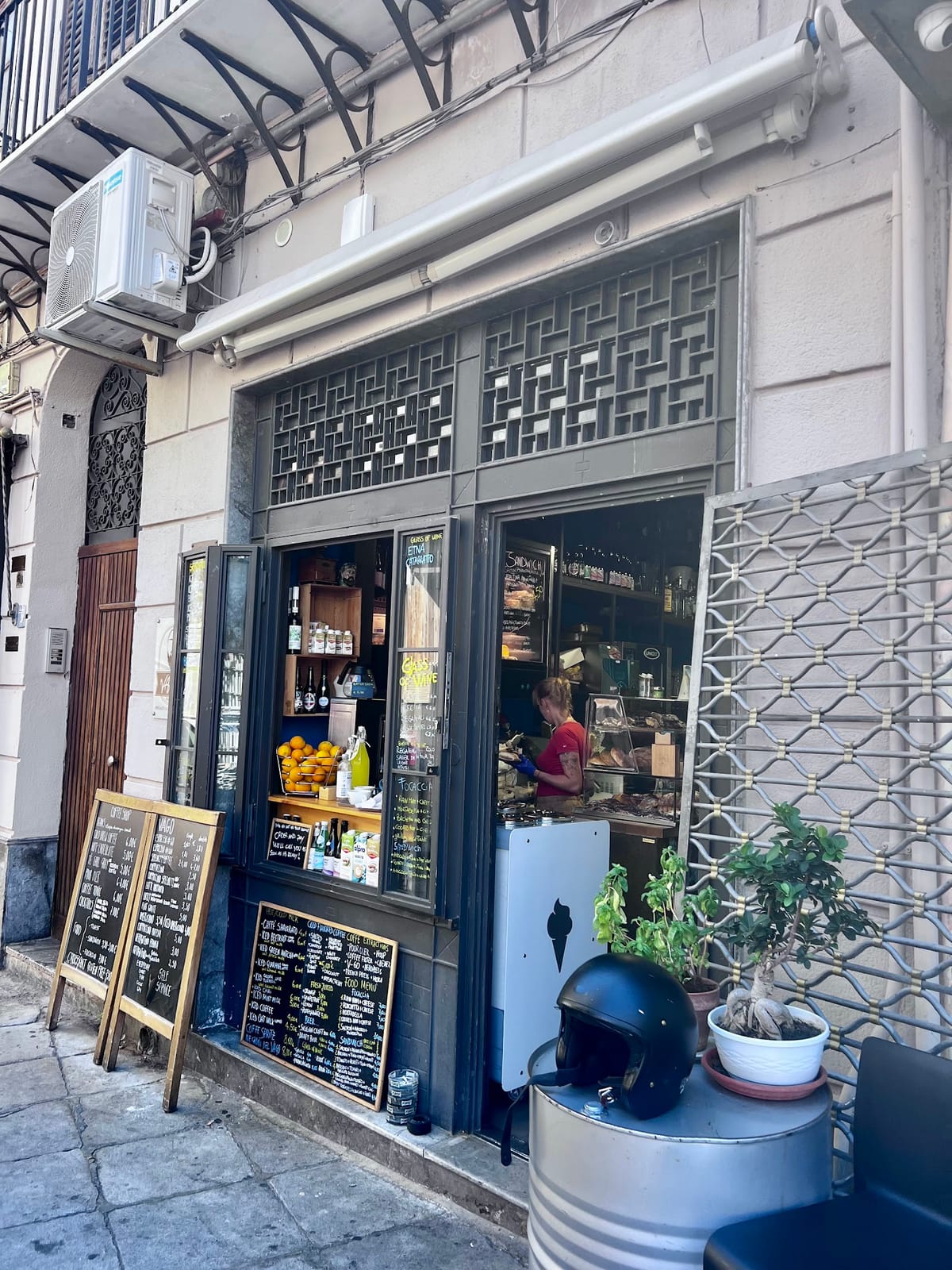 Vago - Rizzuto: Speciality Coffee and Snacks