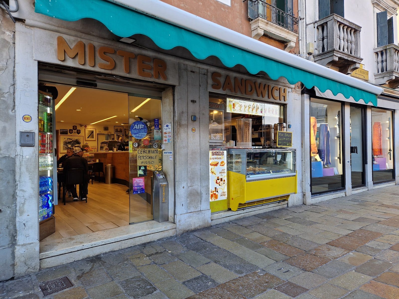 Bar "Mister Sandwich"