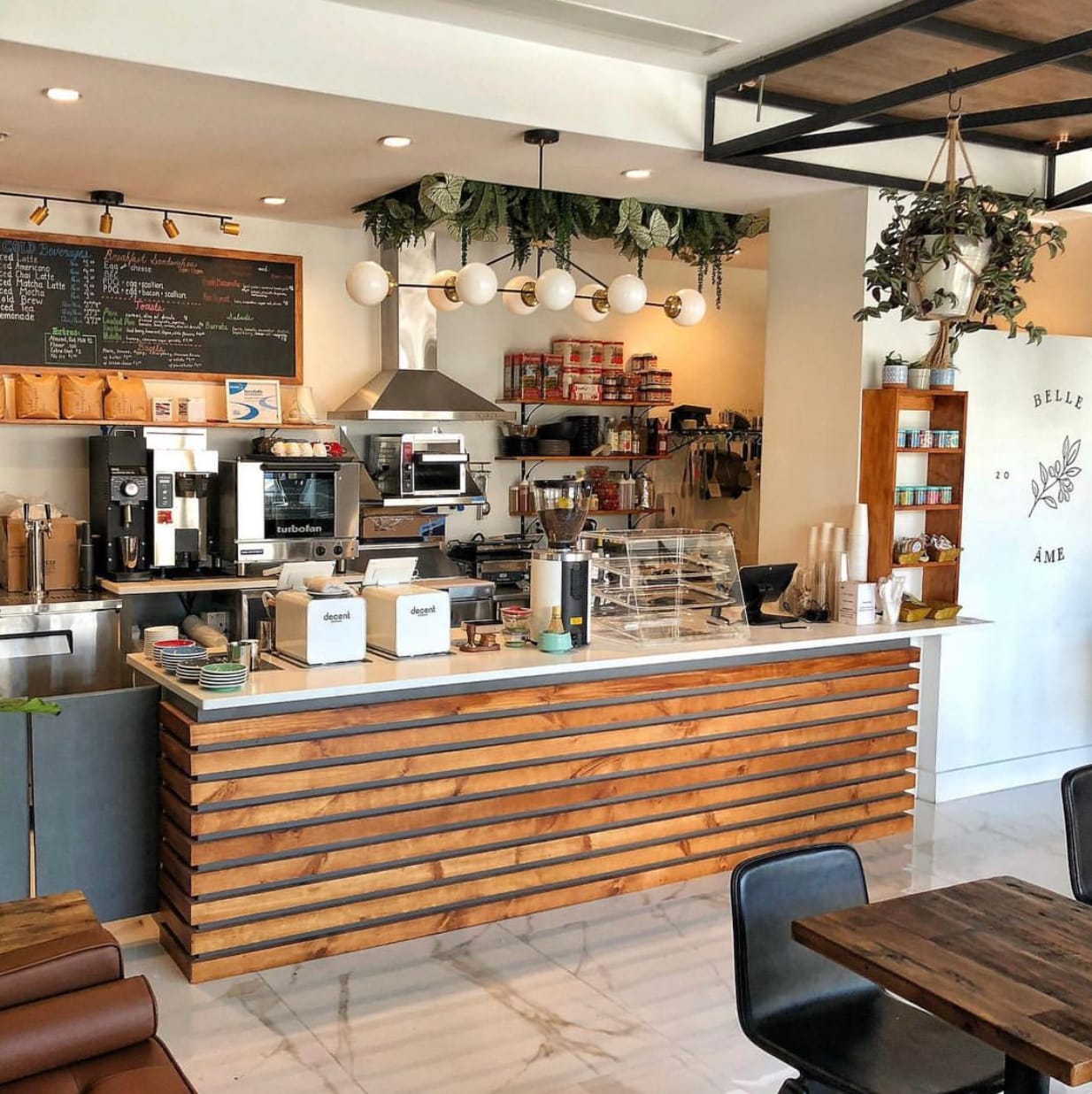 Belle Âme Cafe