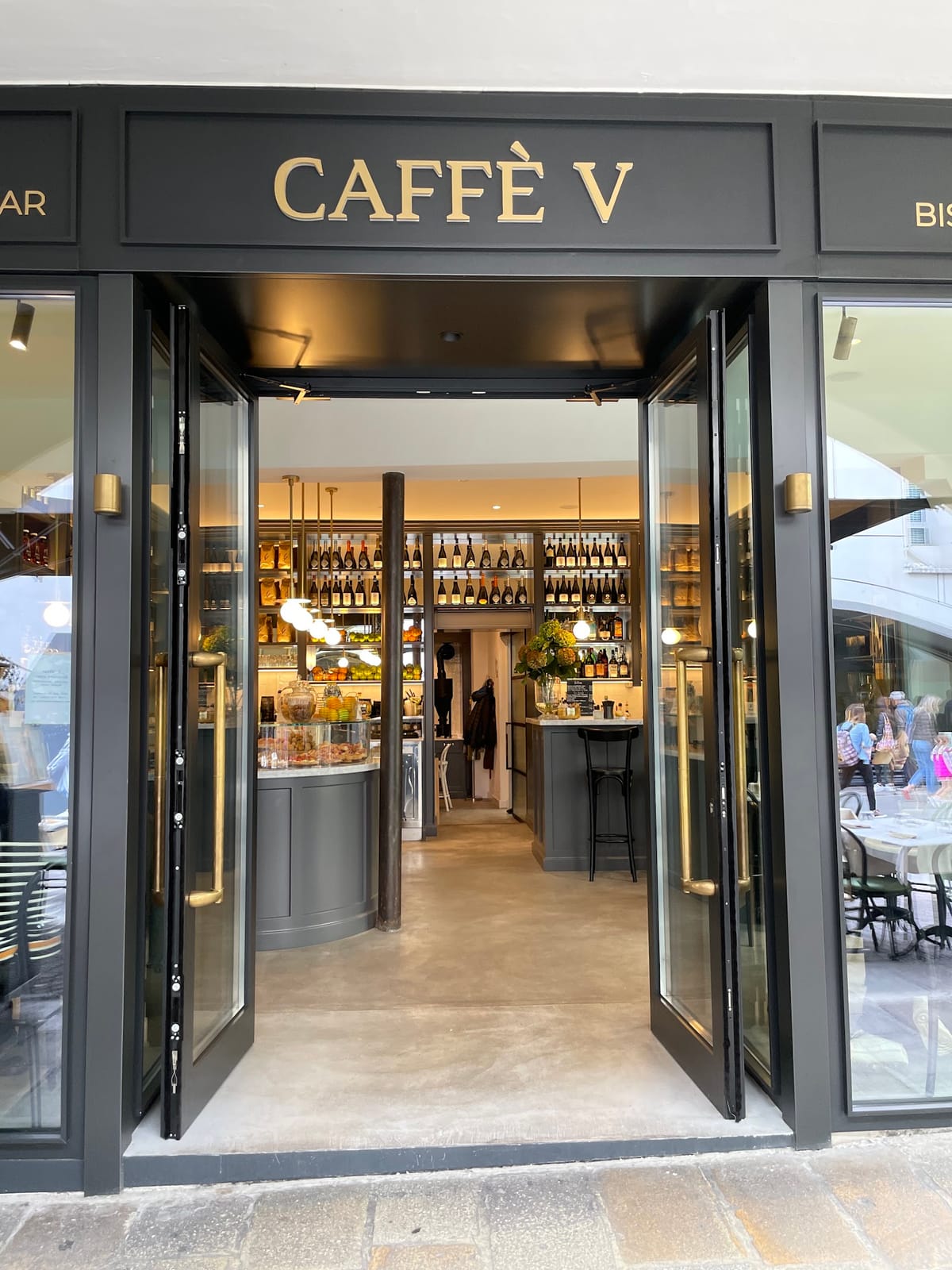 Caffè V
