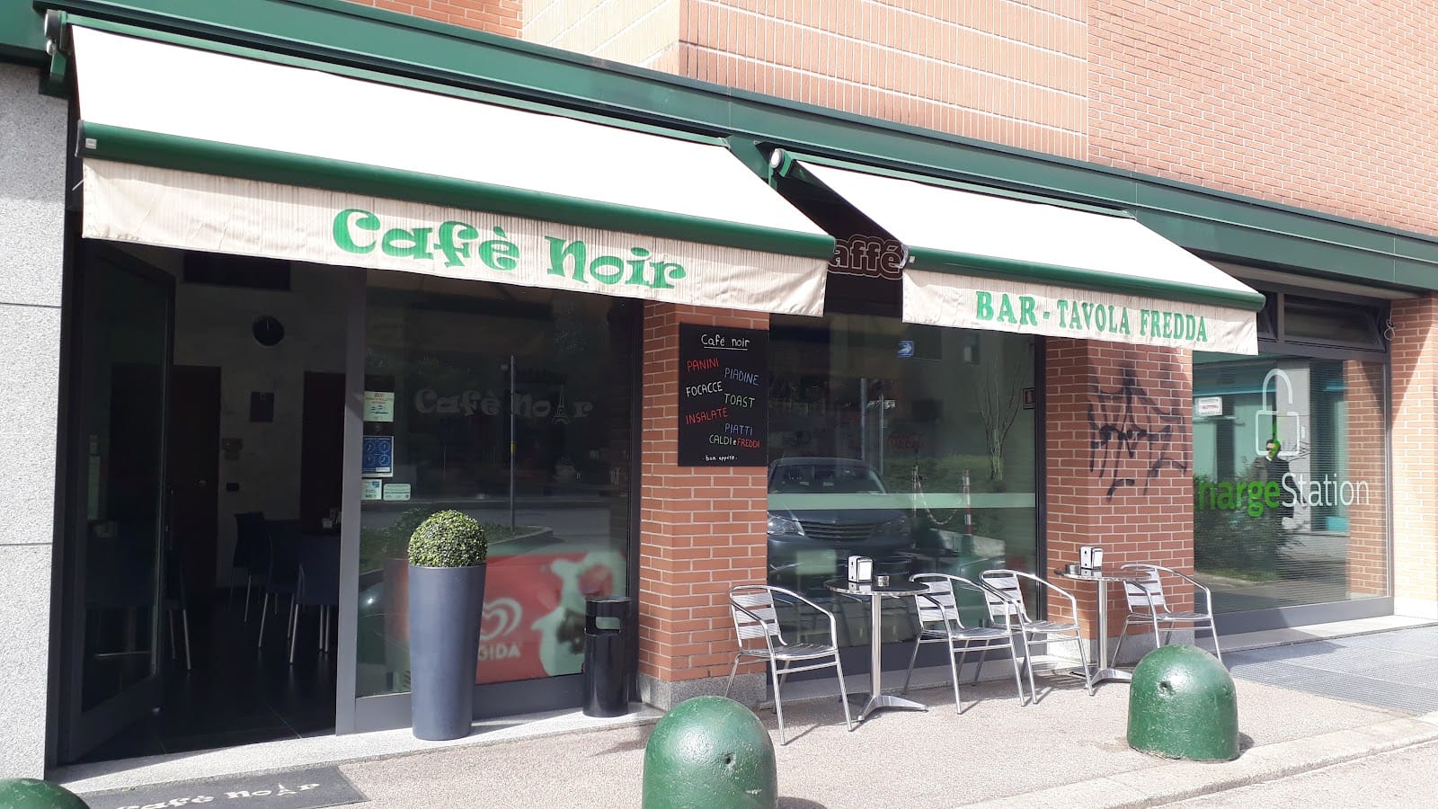 Cafe Noir