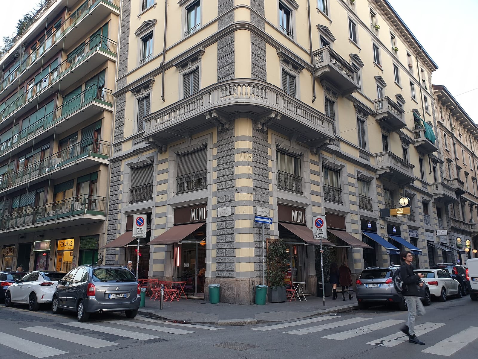 Mono Bar