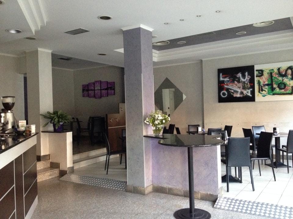 Mixi Bar
