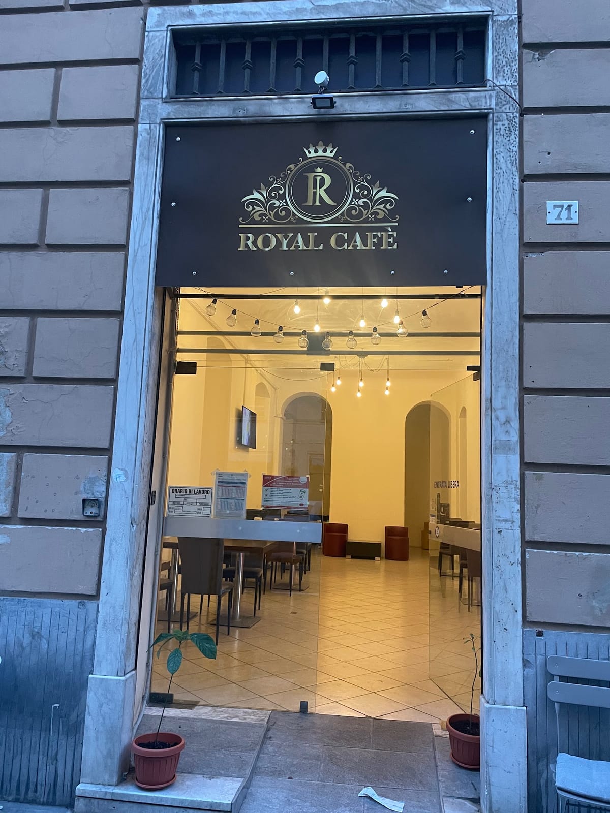 Royal cafe