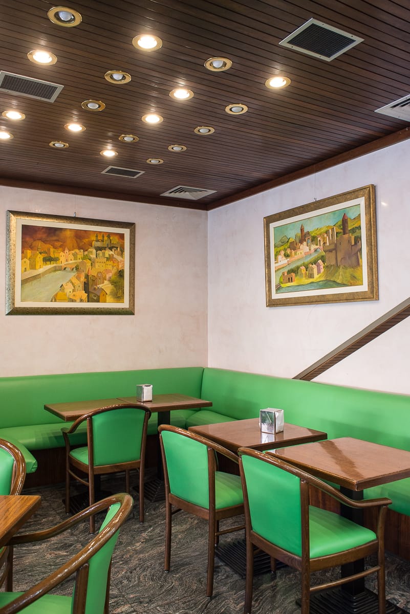 Bar Raphael 78