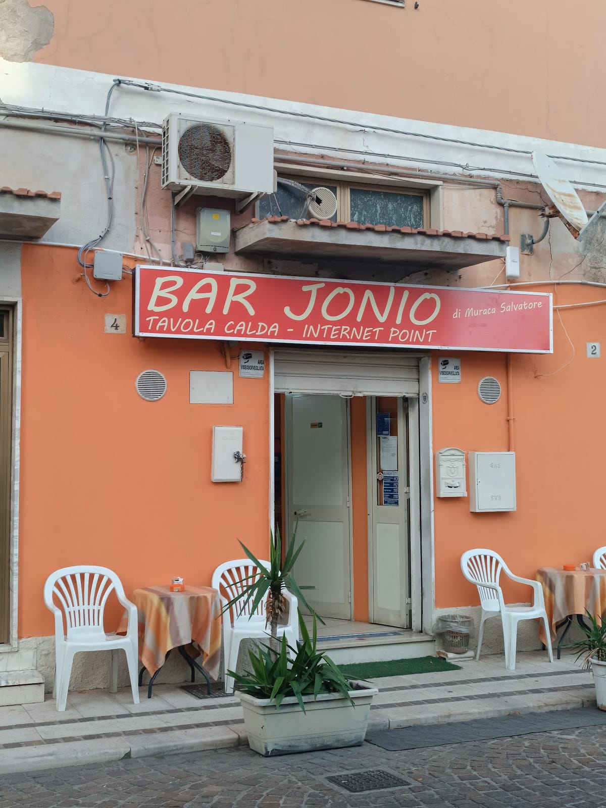 Bar Jonio