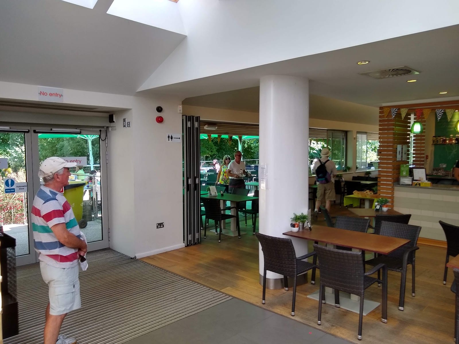 Café Firefly