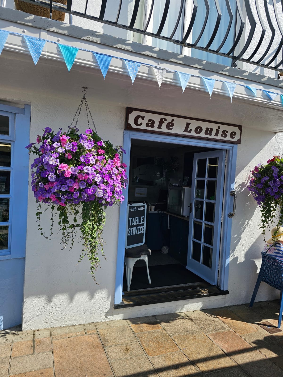 Café Louise