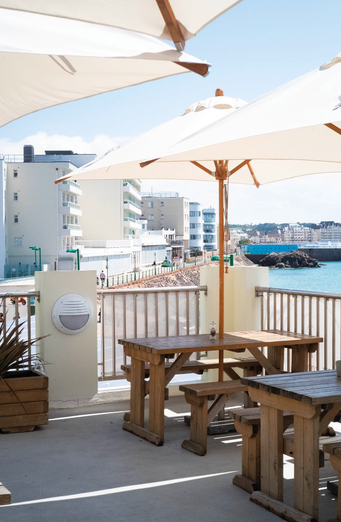 The Good Egg beach café