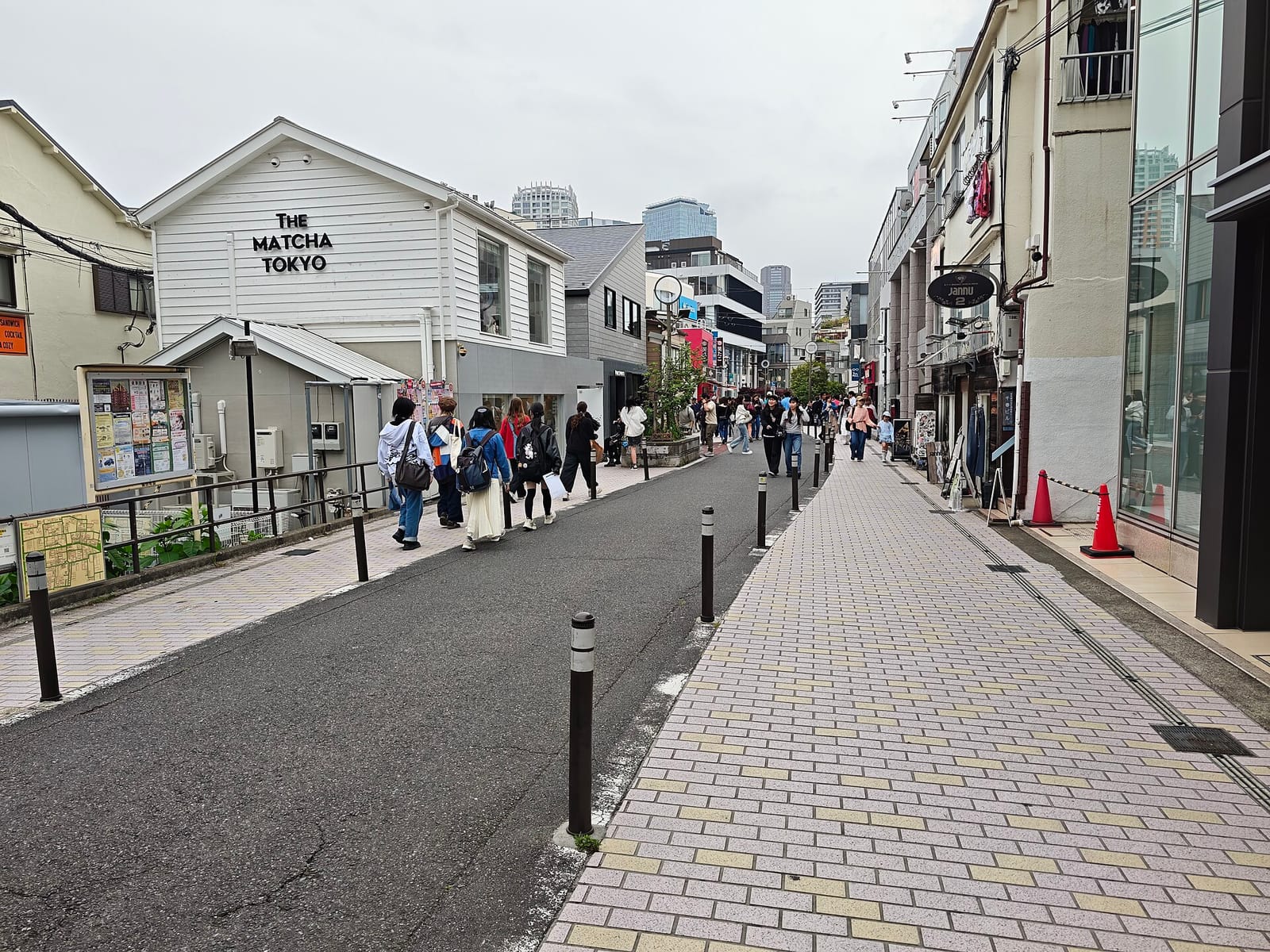FLIPPER'S 表参道店 photo 4