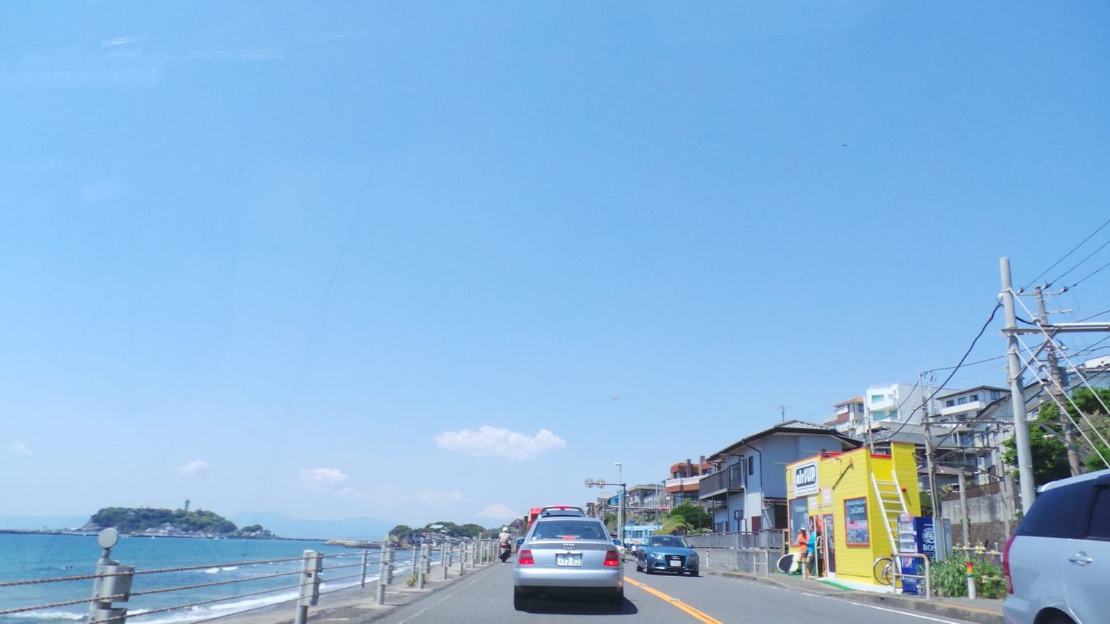 yellow 七里ヶ浜 photo 3