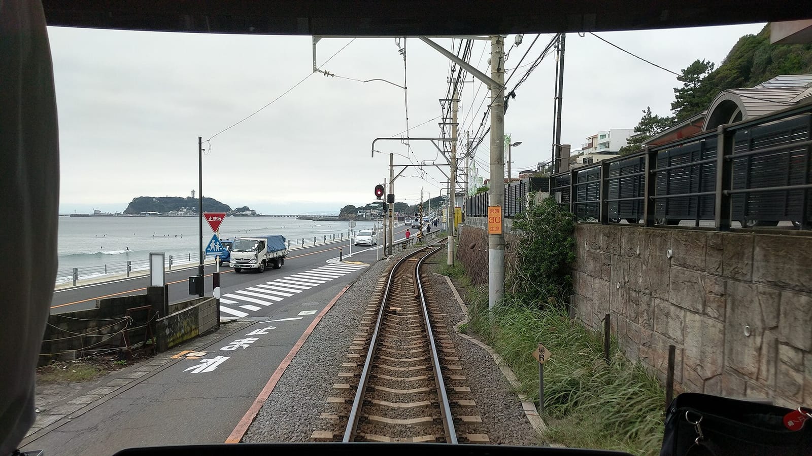 yellow 七里ヶ浜