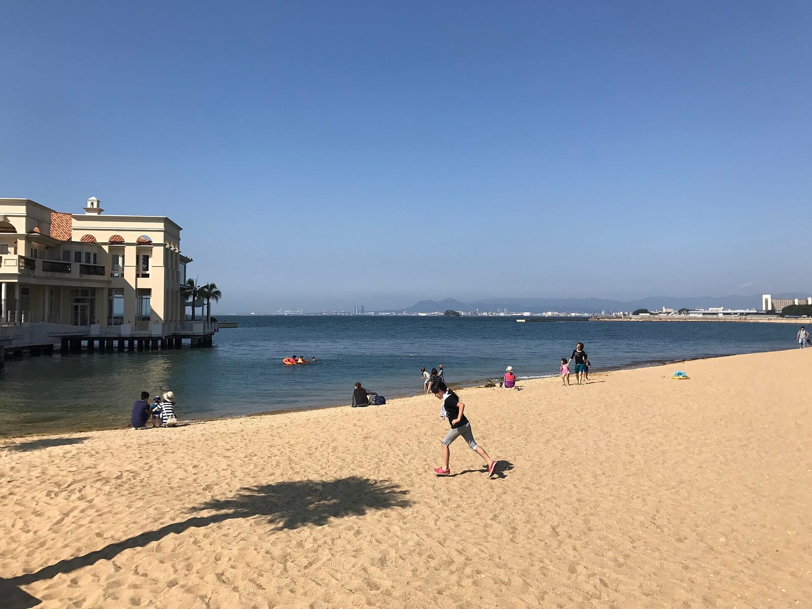 THE BEACH photo 2