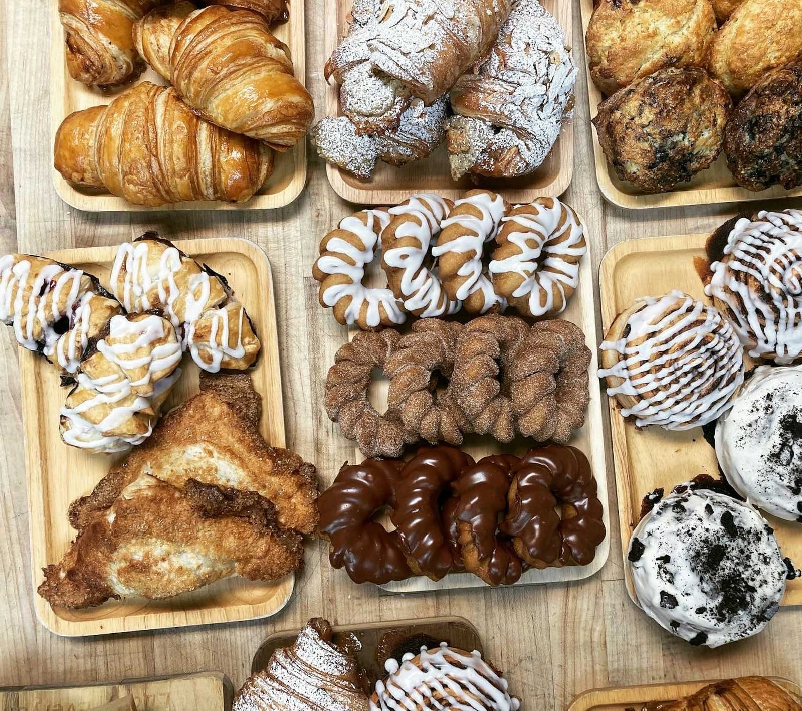 New Moon Bakery & Cafe