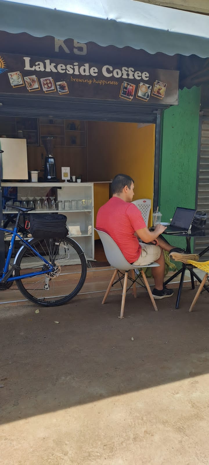 Lakeside Coffee
