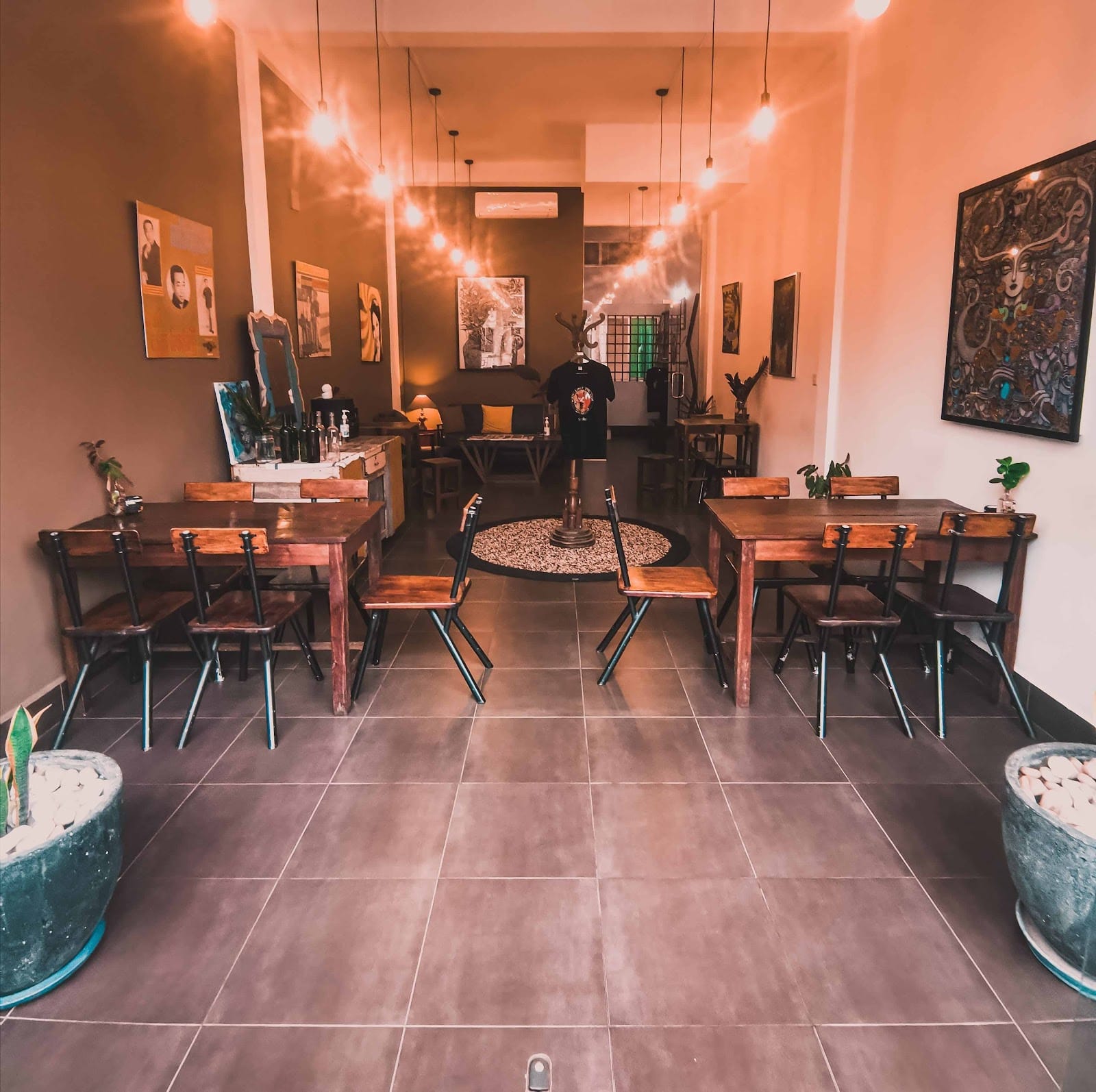 The Little Red Fox Espresso Cafe