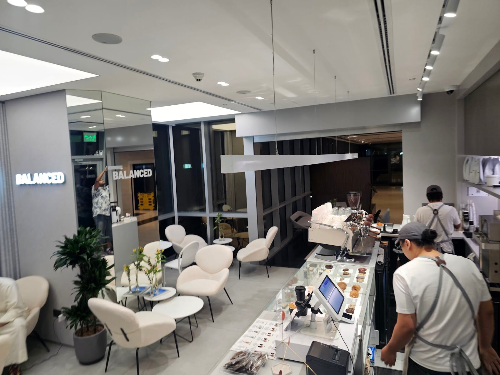 BALANCED Cafe