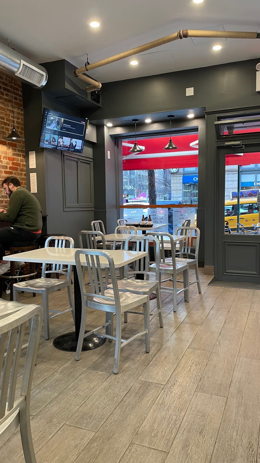 72nd Eatery