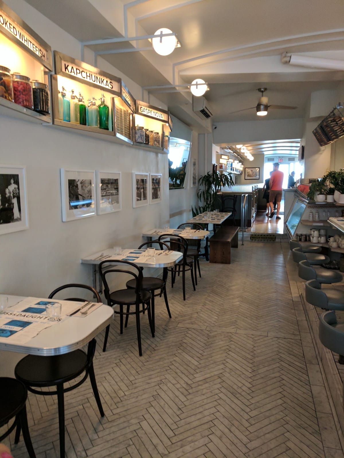 Russ & Daughters Cafe