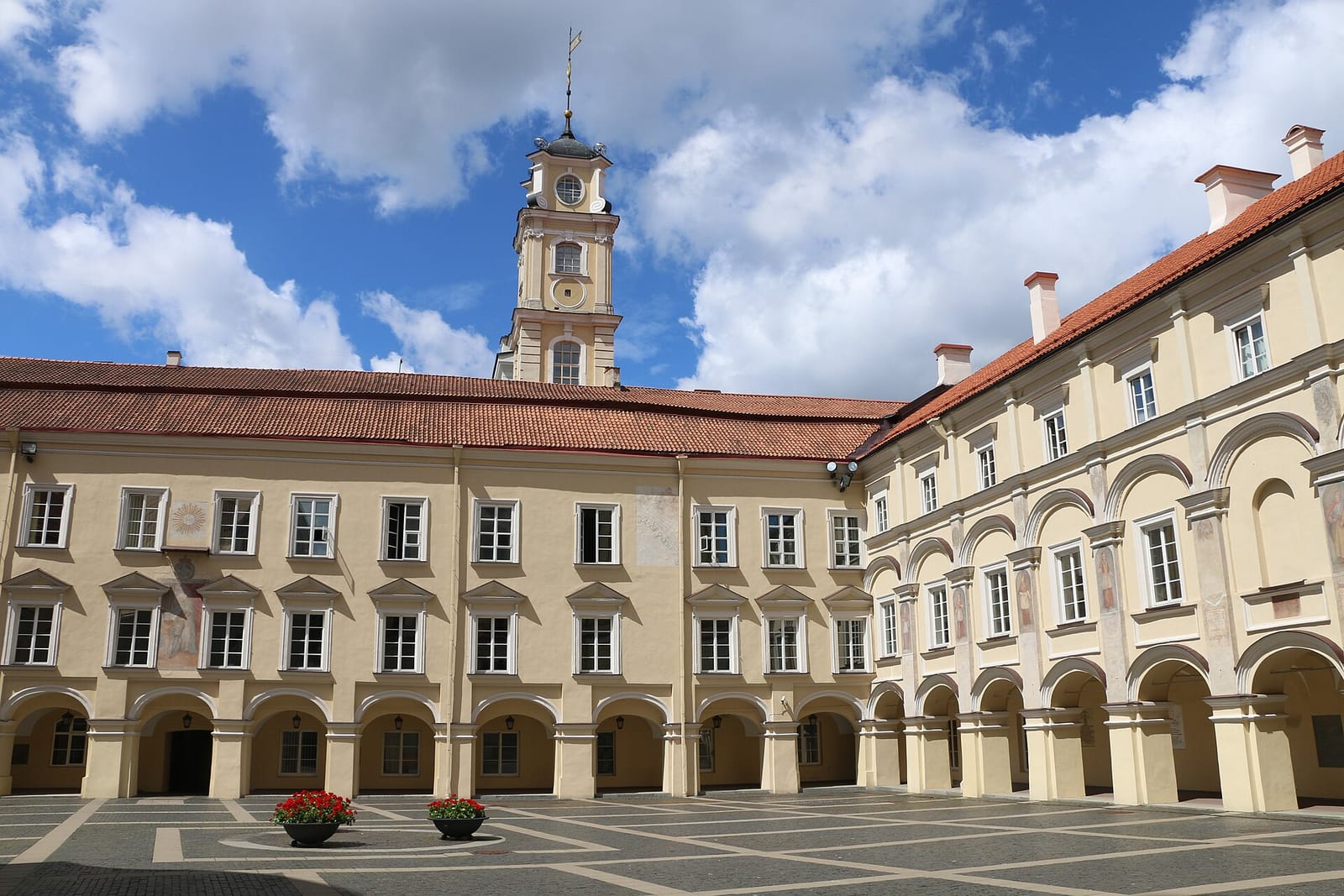 Universiteto kavinė photo 3