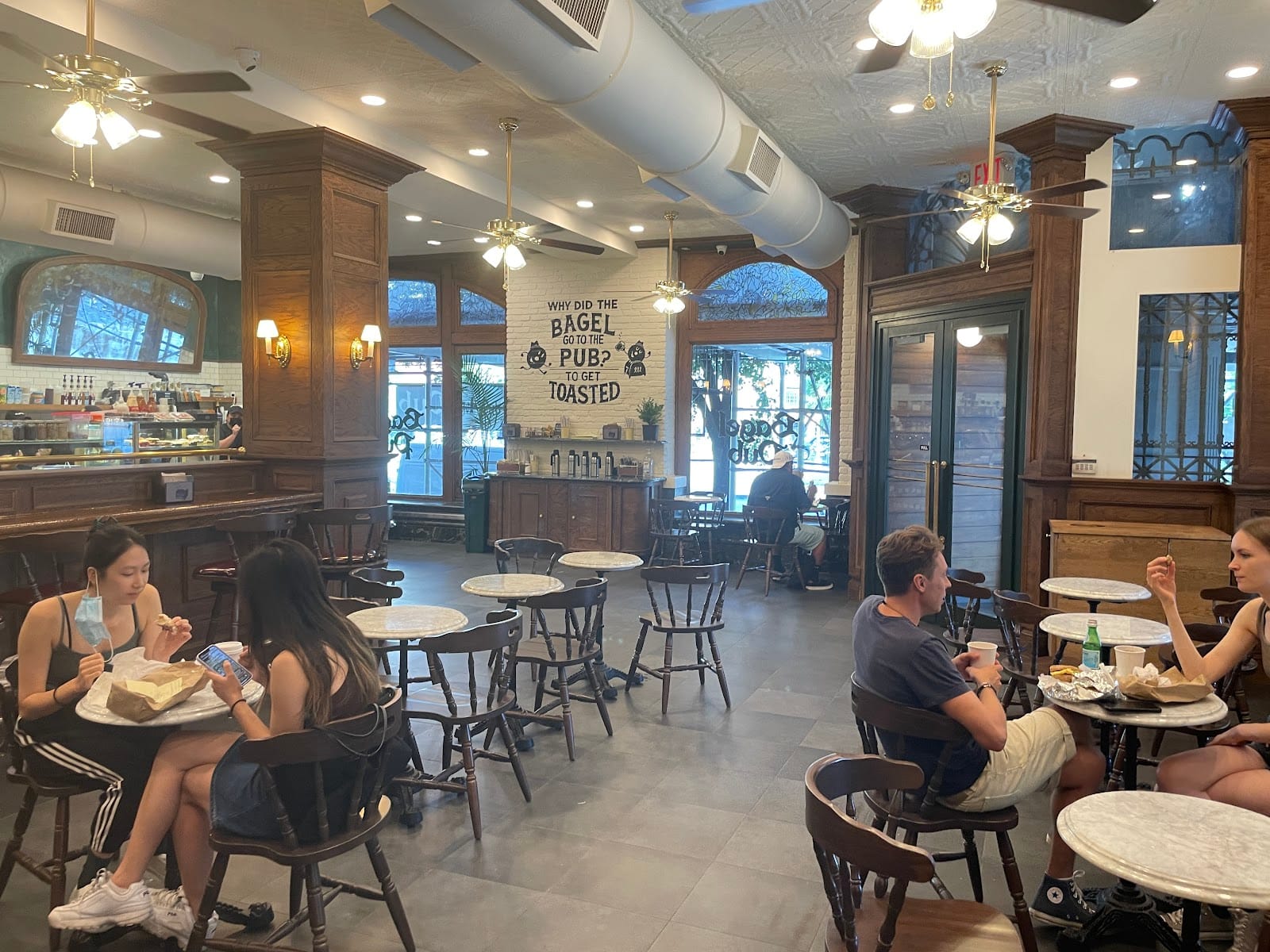 Bagel Pub