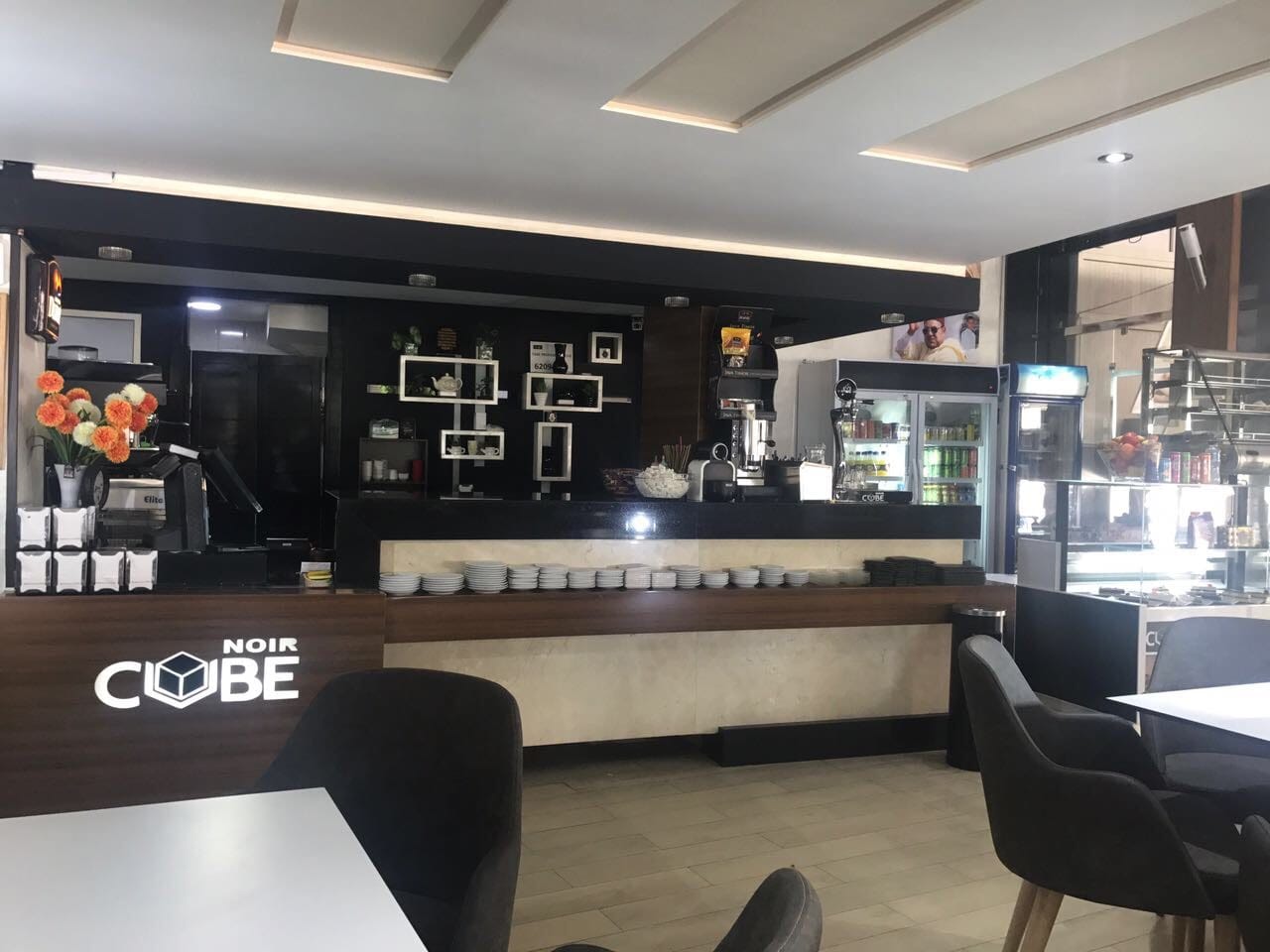 Cube Noir