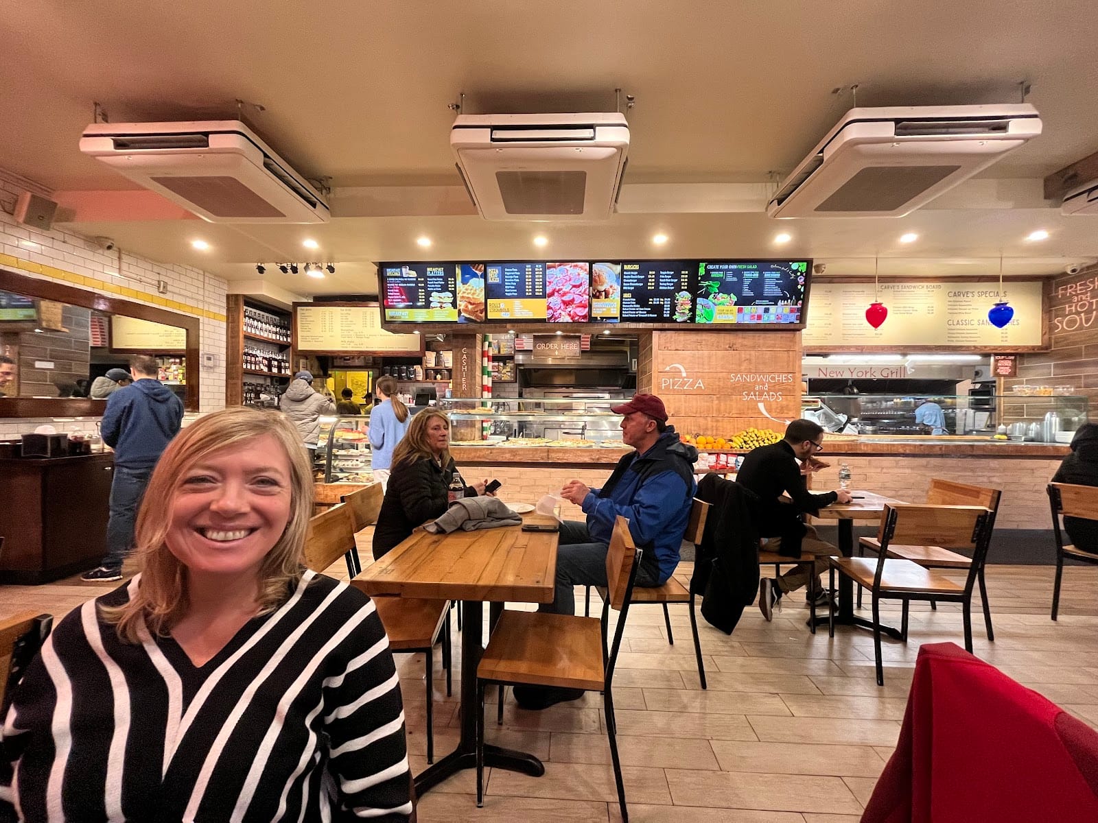 Carve Café & Pizza