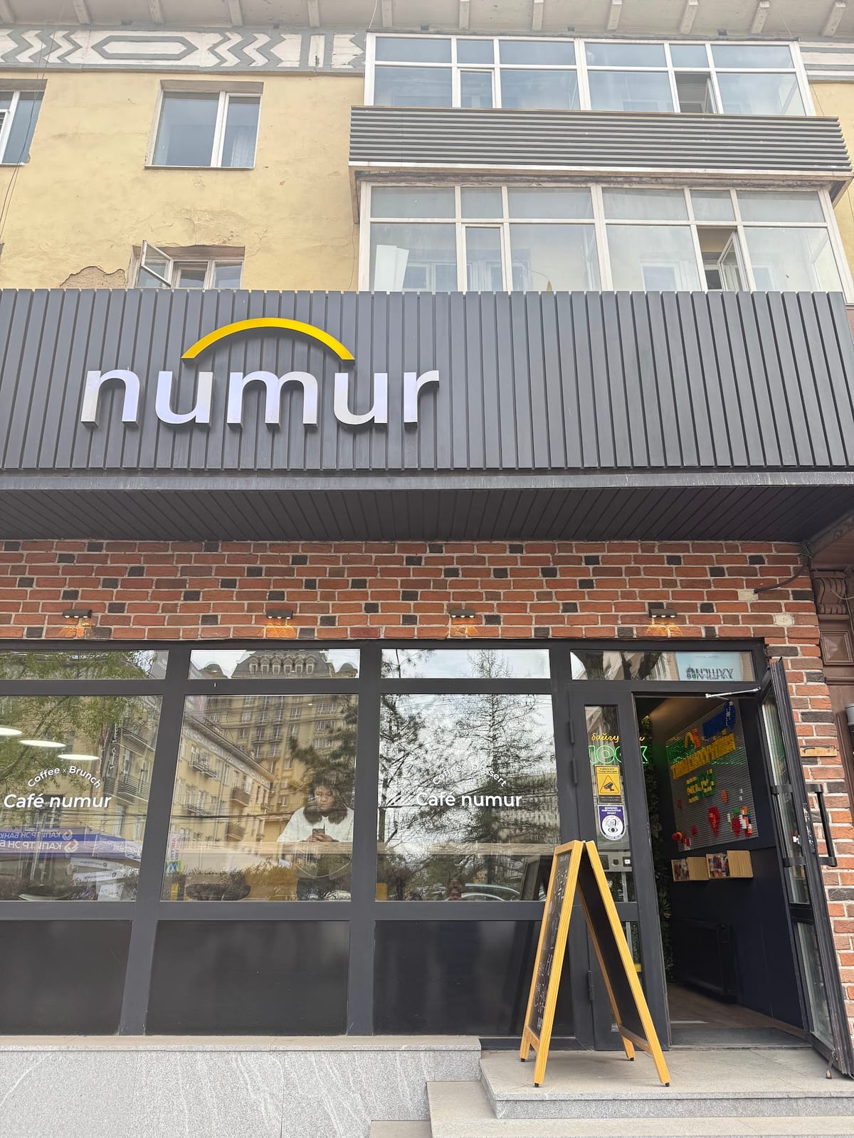 numur