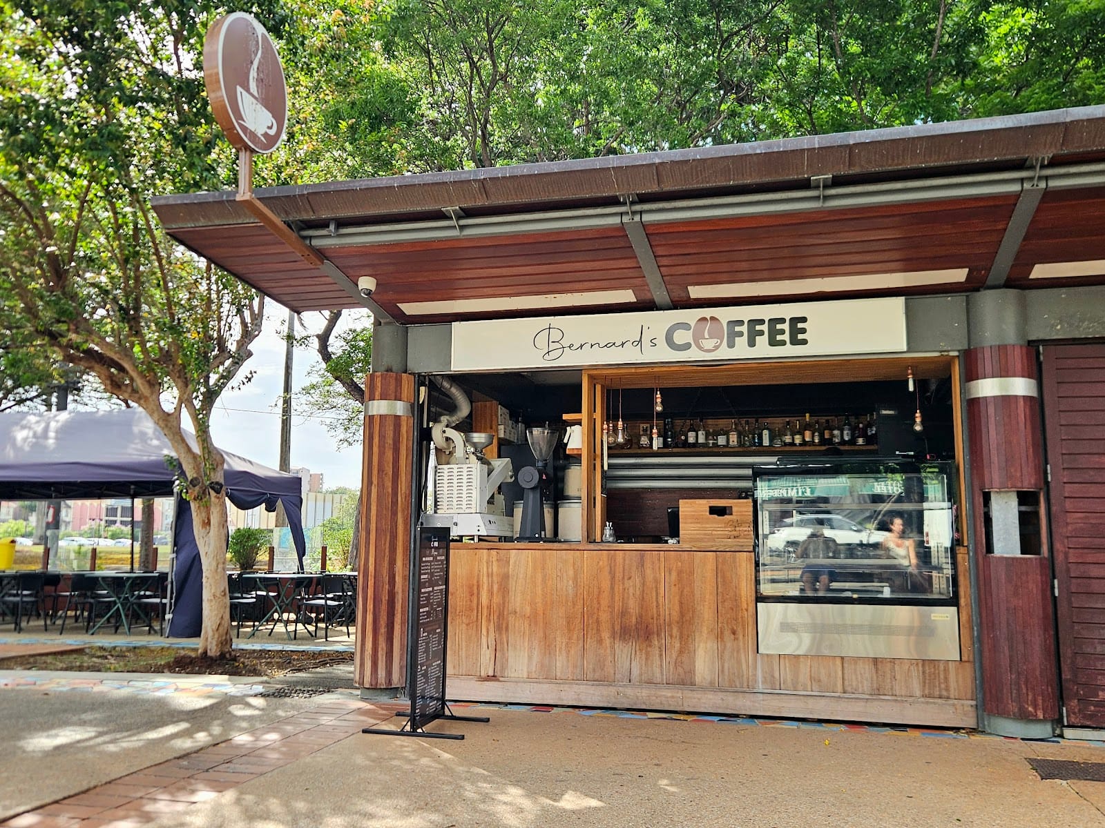 Bernard's Café