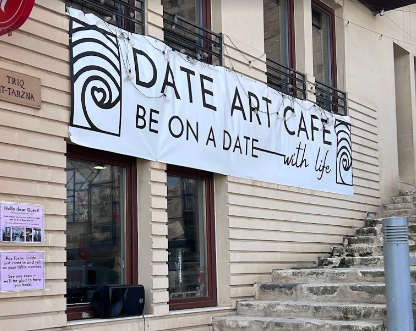 Date Art Cafe