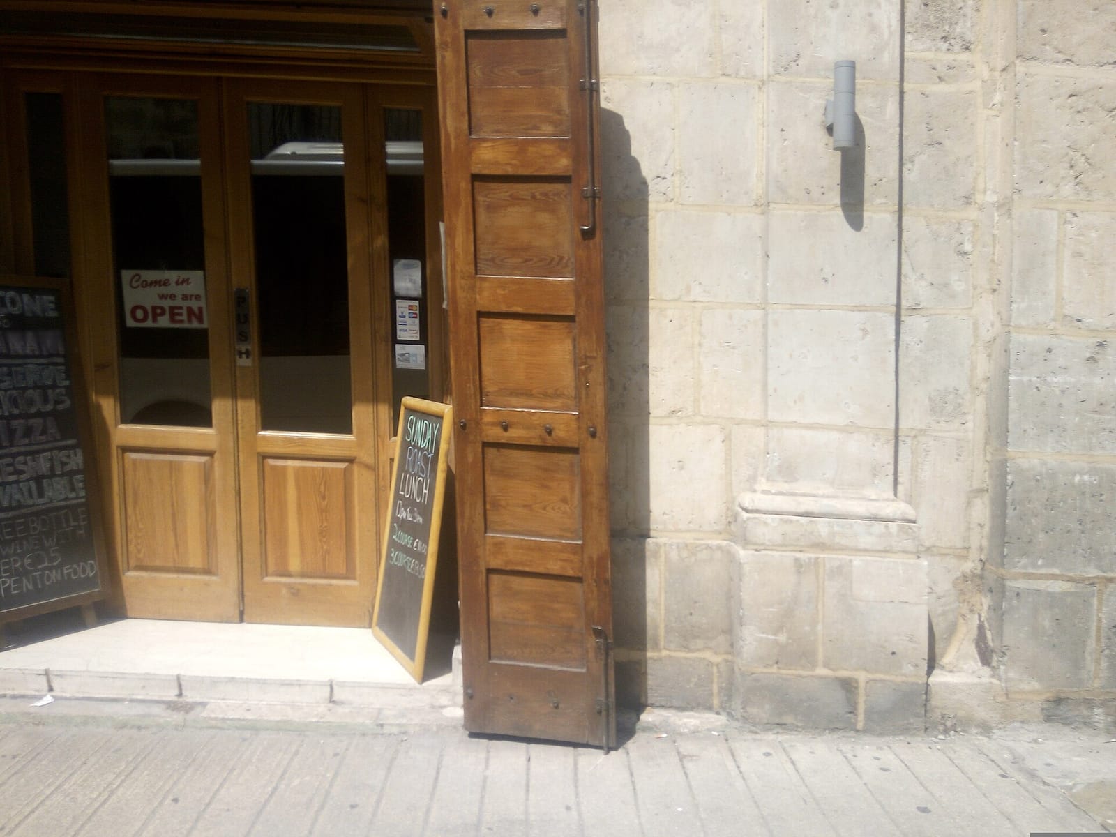 Schère Café Bar