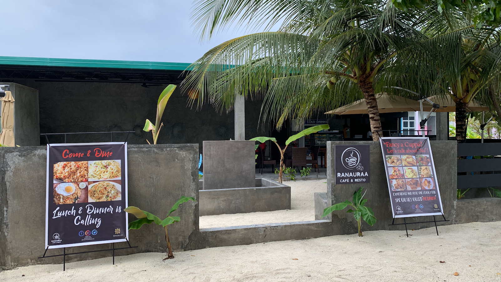 Ranauraa Cafe & Bistro