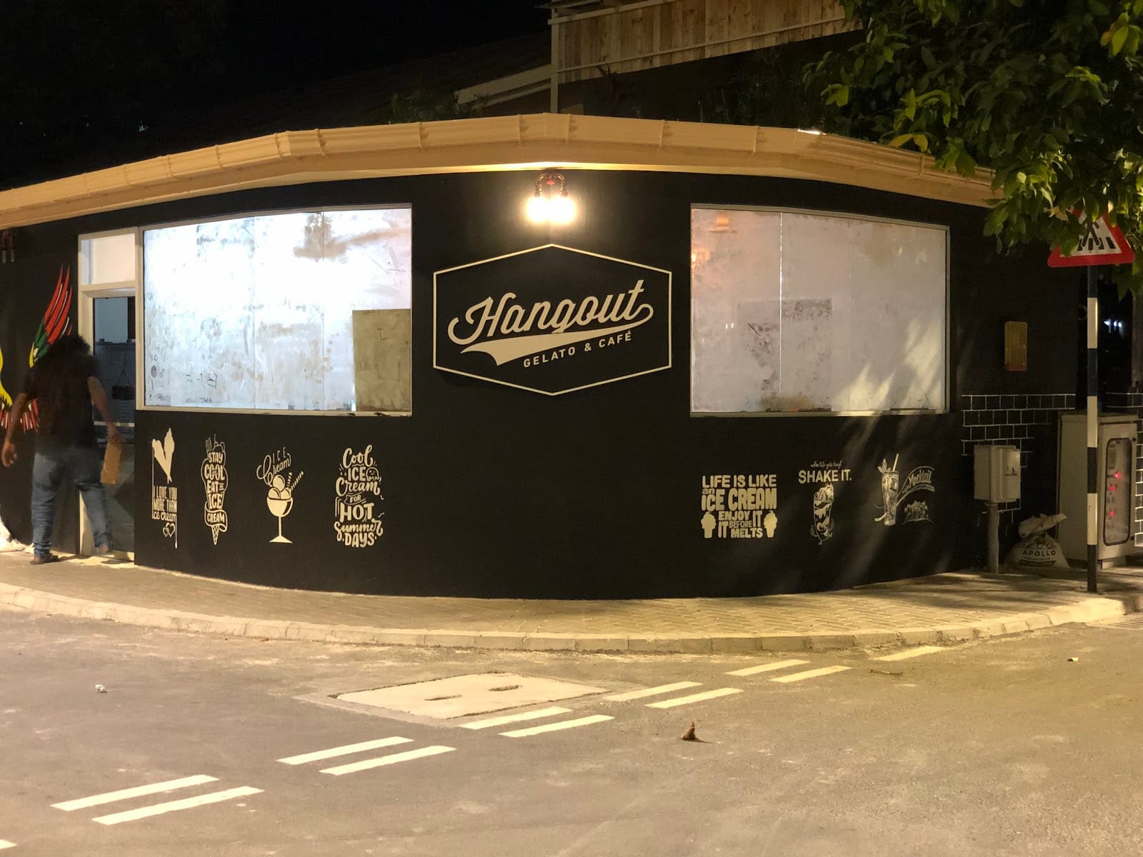 Hangout Gelato & Cafe