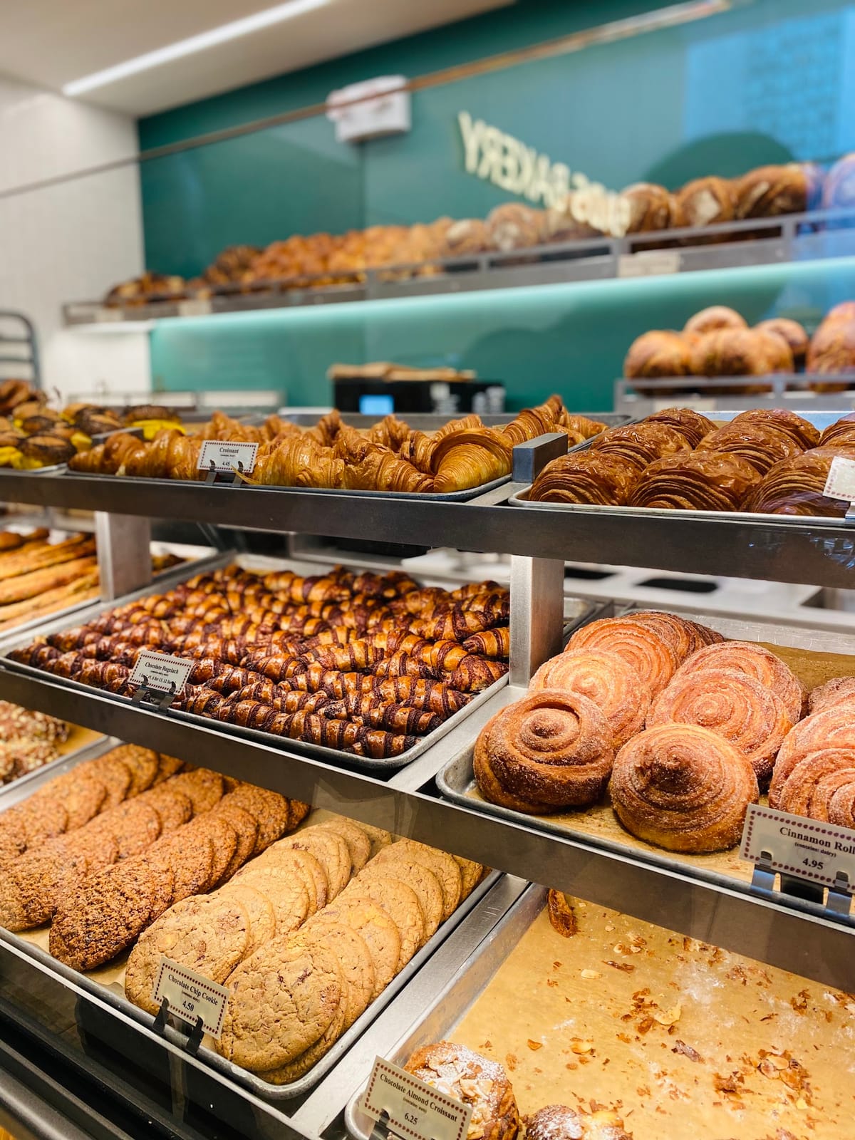 Breads Bakery