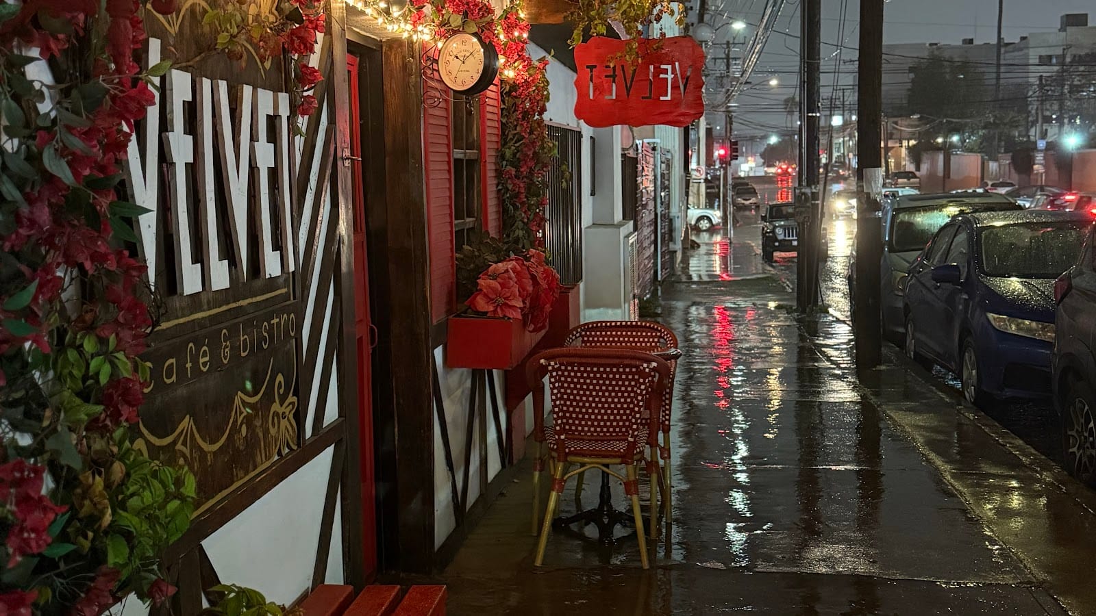 Velvet Café & Bistro