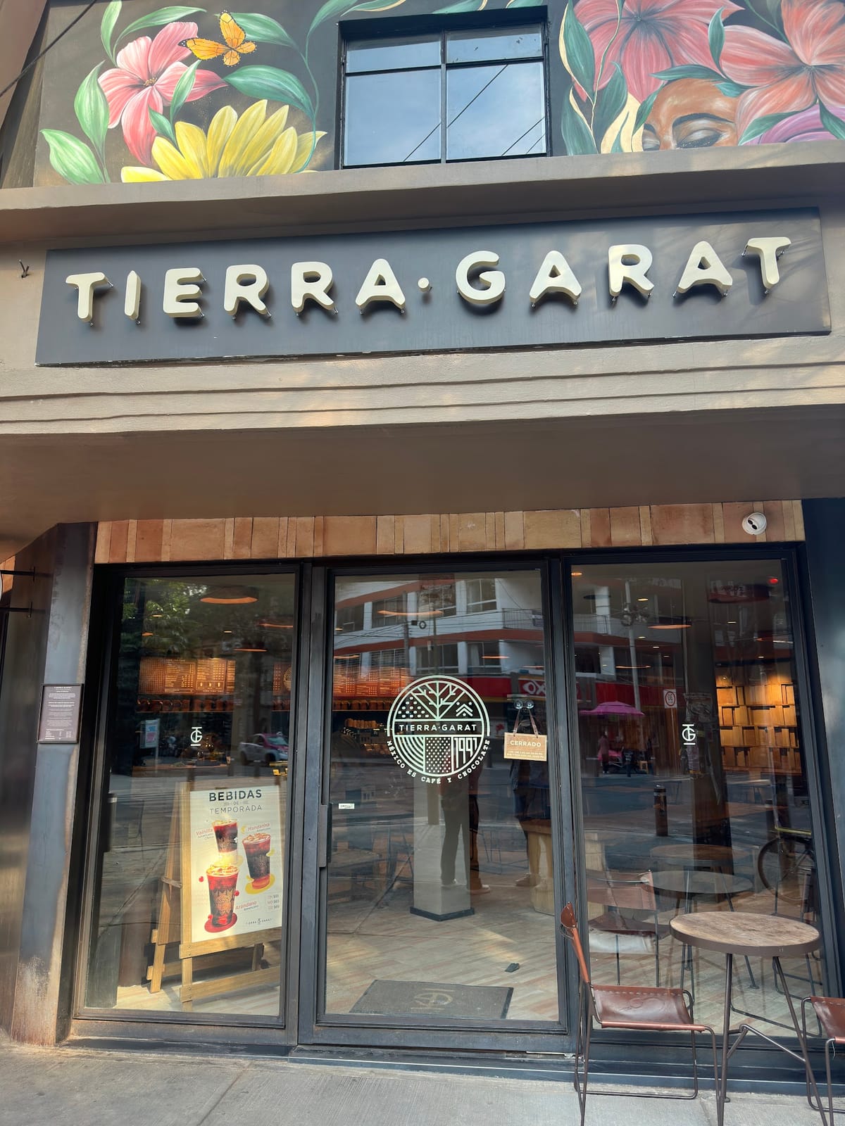 Tierra Garat