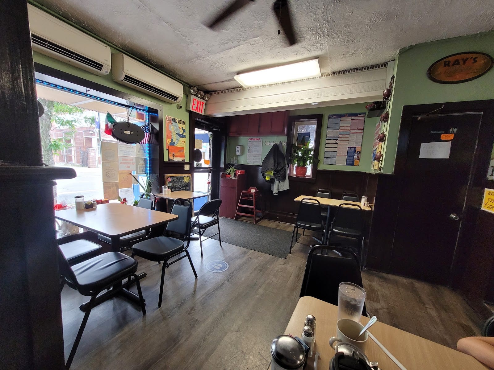 Ray's Cafe