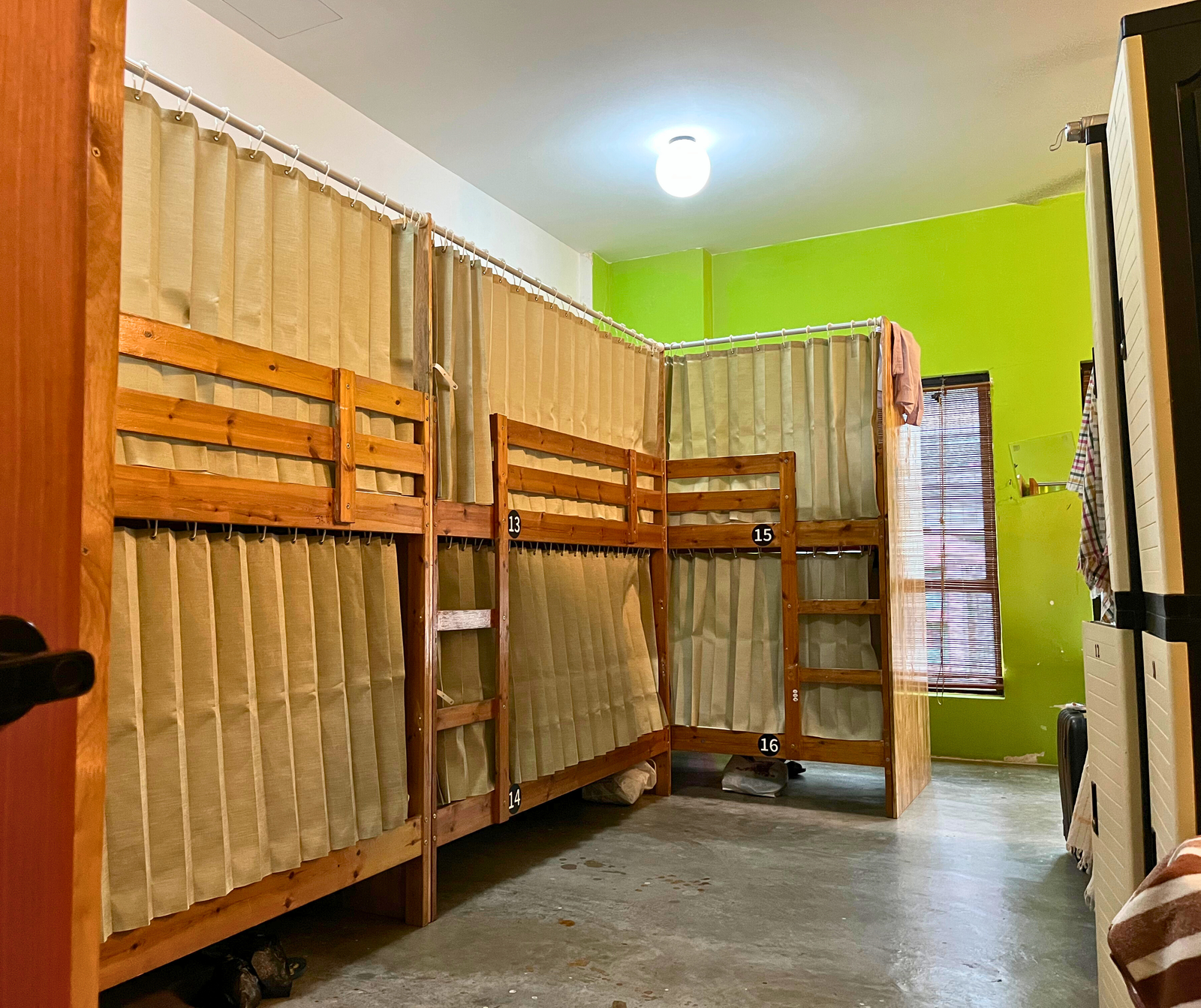 PODs The Backpackers Home & Cafe