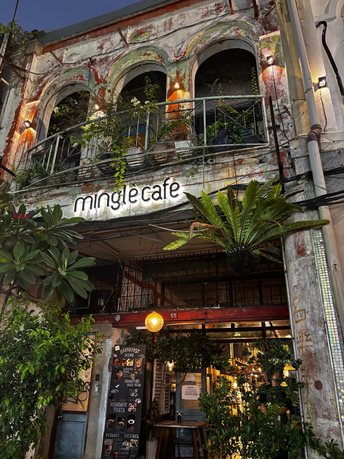 Mingle Cafe